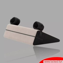 Liberator® – Bondage Wedge – Le coussin sexuel culte.