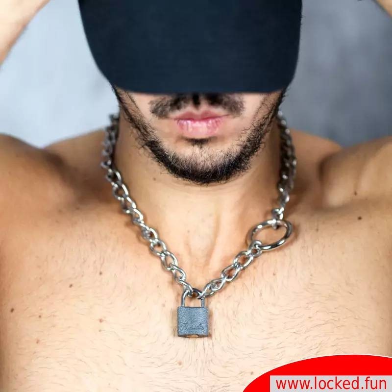 Chaîne de cou BDSM et Entrave de bondage