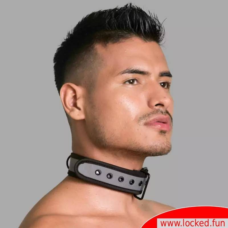 Collier gris BDSM en néoprène