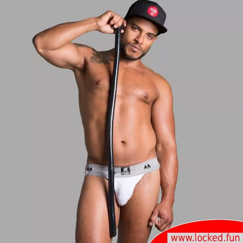 Analconda Naja Spitting – Gode très long Analconda Naja Spitting – Gode très long
