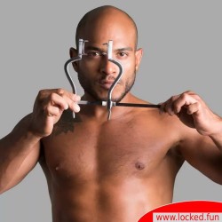 The HOLE Dominator™ - Spéculum anal pour une dilatation anale extrême