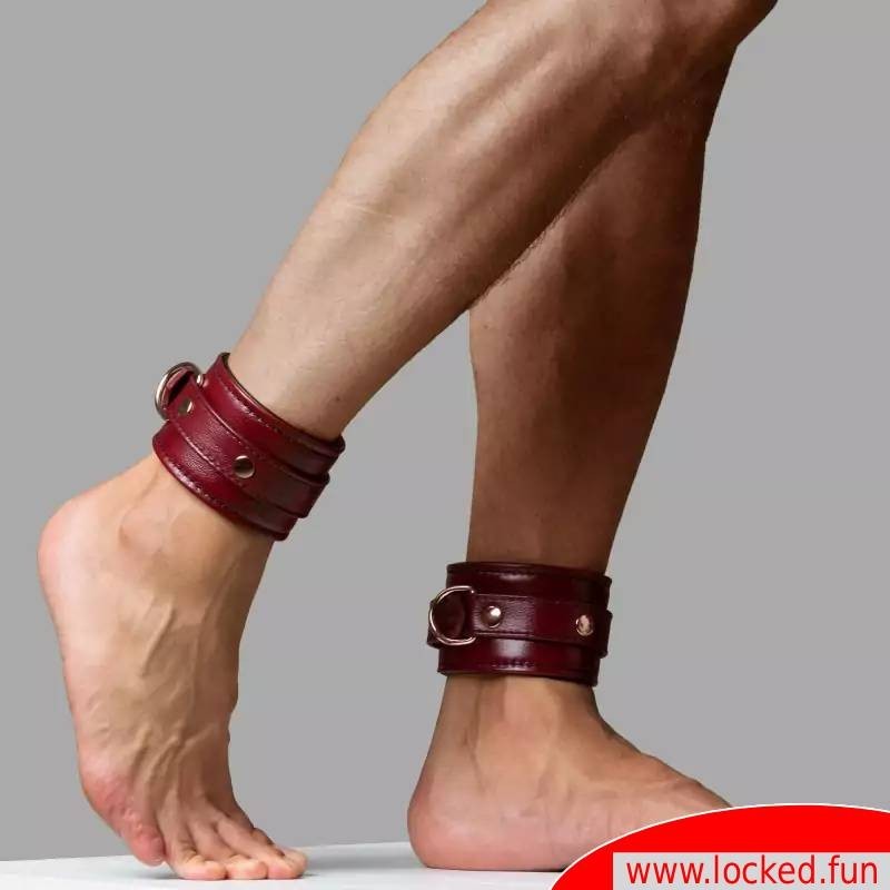 Menottes chevilles de luxe, bordeaux Menottes chevilles de luxe, bordeaux
