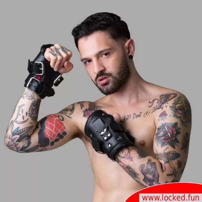 Attaches poignets rembourrées