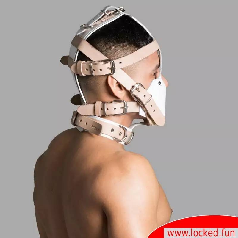 Entrave de tête Dr. Sado en cuir - HOSPITAL STYLE Entrave de tête Dr. Sado en cuir - HOSPITAL STYLE