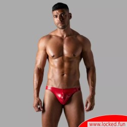 Slip rouge effet mouillé en cuir vernis - TOF PARIS