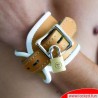 Menottes en cuir, verrouillables et rembourrée Menottes en cuir, verrouillables et rembourrée