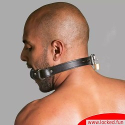 Bâillon verrouillable en cuir