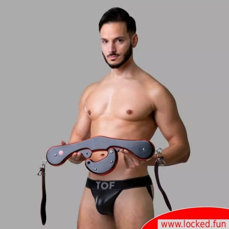 Humbler 3.0 avec menottes en cuir