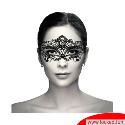 Masque en fine dentelle