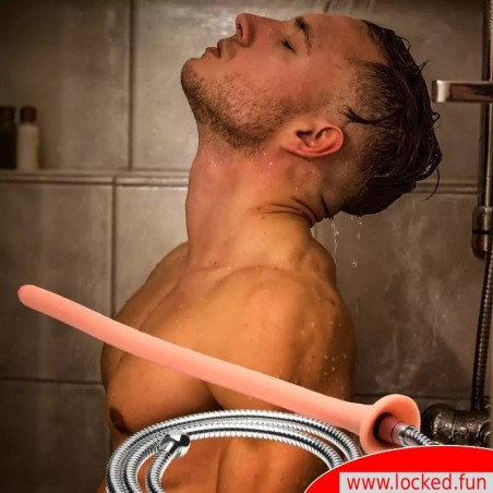 Gode réaliste et douche anale