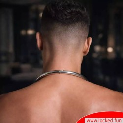 Collier avec fermoir à boules Euphoria