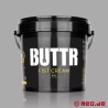 Crème fisting BUTTR dans un seau XXL - 1000 ml de crème lubrifiante ultime pour le sexe et le fisting intenses.