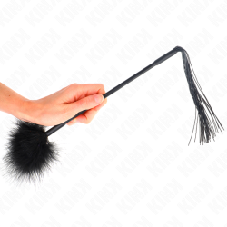 Fouet en silicone avec plumes pour chatouiller KINK