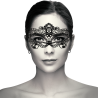 Masque en fine dentelle